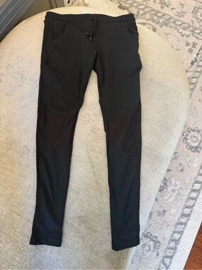 NWT Motion Lifestyle Black Mesh Panel Athletic Leggings L